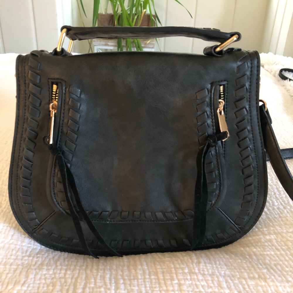 Crossbody purse